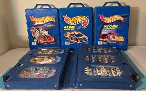 lot 51K image: LR - Hot Wheels Carrying Case Lot with Folding 72-Car Case and Jeep Diecast Vehicles