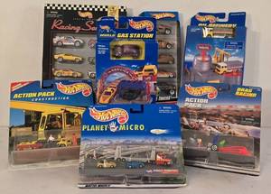 lot 93K image: LR - Hot Wheels Collectible Sets Assortment in Original Packaging