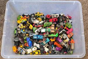 lot 161K image: K - Large Collection of Hot Wheels, Matchbox, and Other Diecast Cars in Plastic Bin