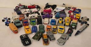 lot 168K image: K - Collection of Die-Cast Toy Cars, Trucks, Motorcycles, and Vehicles