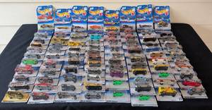 lot 352L image: G - Collection of 80 Hot Wheels 1998 First Editions Factory-Sealed Packs