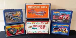 lot 354L image: G - Collection of 6 Vintage Toy Car Carry Cases - Matchbox, Hot Wheels, and Miniature Cars