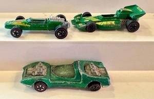 lot 196 image: Set of 3 Vintage Hot Wheels Redlines Diecast Cars - El Rey, Mod Quad, Rash 1