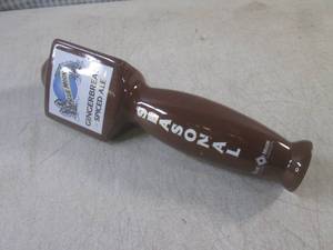 lot 9 image: (FS) Blue Moon Seasonal Gingerbread...