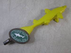 lot 34 image: (FS) Dogfish Head 60 Minute IPA Bee...