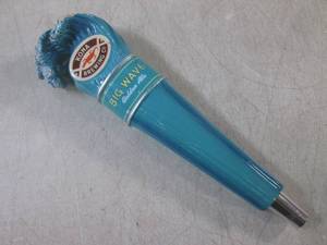 lot 60 image: (FS) Kona Brewing Co. Big Wave Gold...