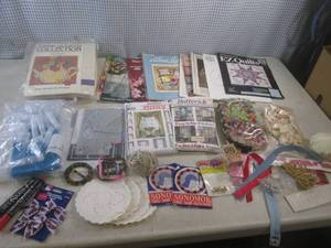 lot 102 image: (CS) Assorted Craft Patterns, Books...