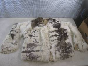 lot 112 image: (A-1) Assorted Fur Pieces - Rabbit ...