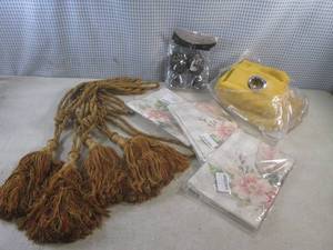 lot 120 image: (CS) New Curtain Items...
