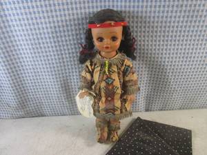 lot 140 image: (CS) Vintage Native American Doll -...