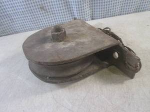 lot 149 image: (H-2) Vintage 6 Steel Pully - Turn...