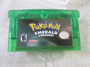 lot 163 image: (CNTR) Nintendo GameBoy Advance Pok...