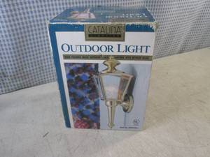 lot 190 image: (BS) Catalina Outdoor Light Polishe...