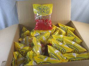 lot 256 image: (EC2) 20 Bags of Rold Gold Thins Or...