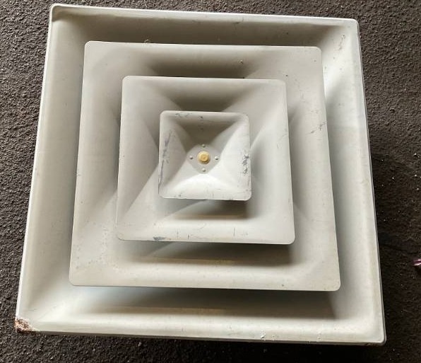 lot 1140 image: Steel Louvered Diffuser 24 x 24 x 6