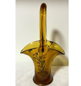 lot 95 image: Vintage Amber Glass basket