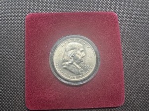 lot 69 image: 1959-D Brilliant Uncirculated Silver Franklin Half Dollar