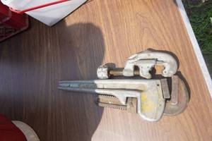 lot 116 image: Pipe Wrench and Pipe Cutter