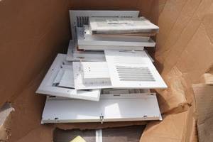 lot 139 image: Lot of White Vent Wall Covers In Assorted Sizes