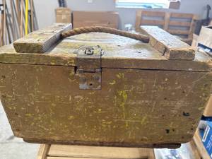 lot 11 image: Vintage Ammo Box 18w x 10d x 9 Tall