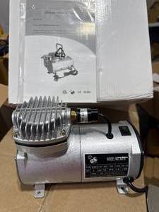 lot 18 image: Brand New Mini Air Compressor