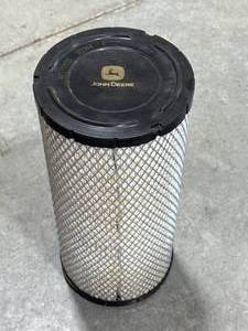 lot 23 image: John Deere Air Filter 6 12 x 13 34