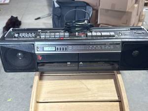 lot 27 image: Sony CFS-W401 Tape Player