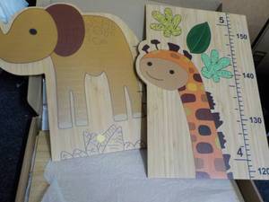 lot 168 image: Wood Child Height Meter...