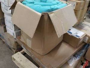 lot 281 image: Pallet of Unclaimed and Returns- ev...