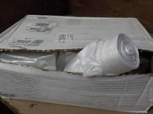 lot 15 image: Clear Garbage Bags 16 Gallon - 1000...