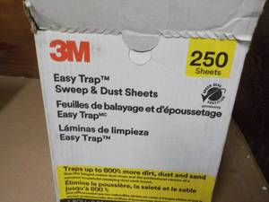 lot 23 image: 3M Easy Trap Sweep and Dust Sheets-...