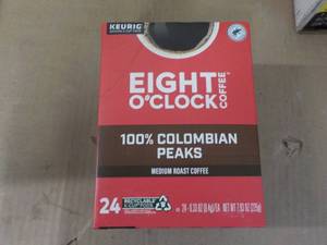 lot 26 image: 8 Oclock Coffee 100% Colombian Pea...