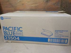 lot 39 image: Pacific Blue Single Fold Recycled P...