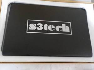 lot 328 image: S3 Tech...