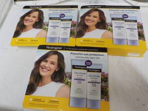 lot 370 image: 3 Neutrogena 2 packs Sun Screen 55...