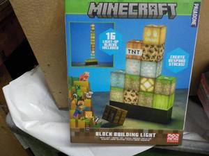 lot 172 image: Minecraft Block Building Light...