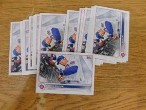 lot 303 image: 2022 Topps Update Seiya Suzuki Rookie Card #US259 - 25 Card Lot