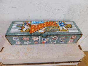 lot 336 image: 1990 Donruss Baseball Factory Sealed Set