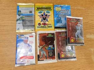 lot 367 image: (7) 1990s Baseball Factory Sealed Packs