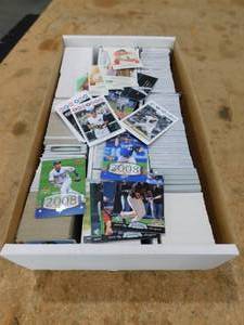 lot 377 image: 3 Row Box of Assorted Sports Cards LK