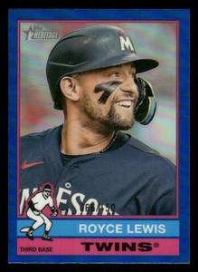 lot 312 image: 2025 Topps Heritage Chrome Blue Refractor Royce Lewis #138 Serial #66150