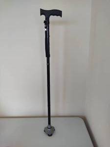 lot 86 image: The Hurry Cane - Folding Walking Cane