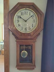 lot 28 image: Vintage Regulator Wall Clock