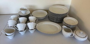 lot 36 image: Norleans Estate China Set Swirl