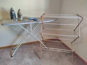 lot 97 image: Lot of Ironing and Laundry Items