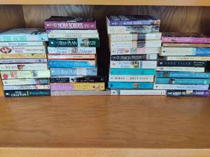 lot 116 image: Lot of Assorted Softcover Fiction Books