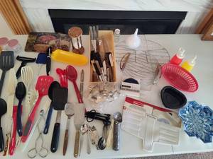 lot 145 image: Large Lot of Kitchen Utensils