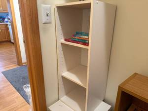 lot 194 image: Two Closet Organizing Shelfs and Assortment of Books