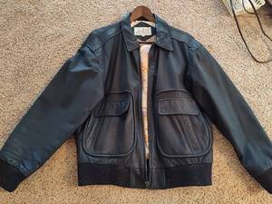 lot 206 image: Ladies Leather Bomber Jacket (Ash Creek Trading)