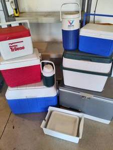 lot 228 image: Lot of Assorted Coolers